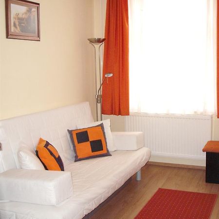 Lokomotiv Motel Έγκερ Εξωτερικό φωτογραφία