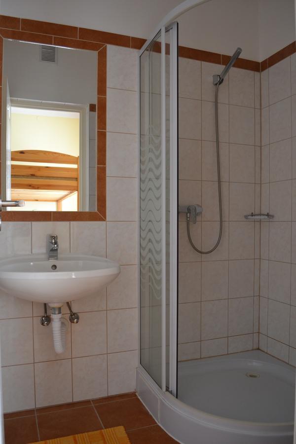 Lokomotiv Motel Έγκερ Εξωτερικό φωτογραφία